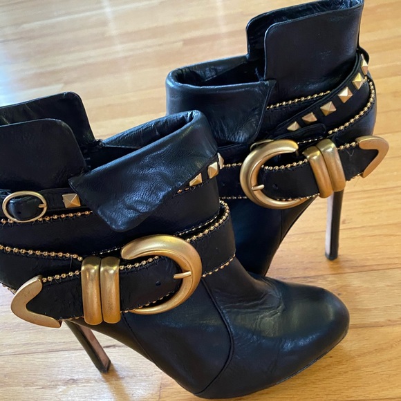 Dolce Vita Braxton Booties with Studded Straps - Picture 5 of 7